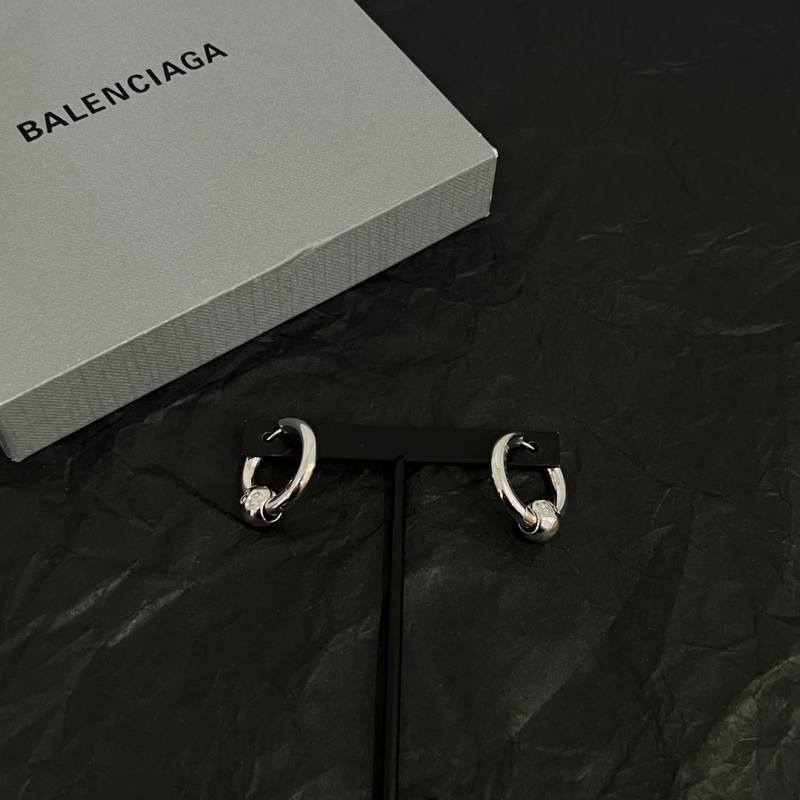 Ba1en*iaga earrings